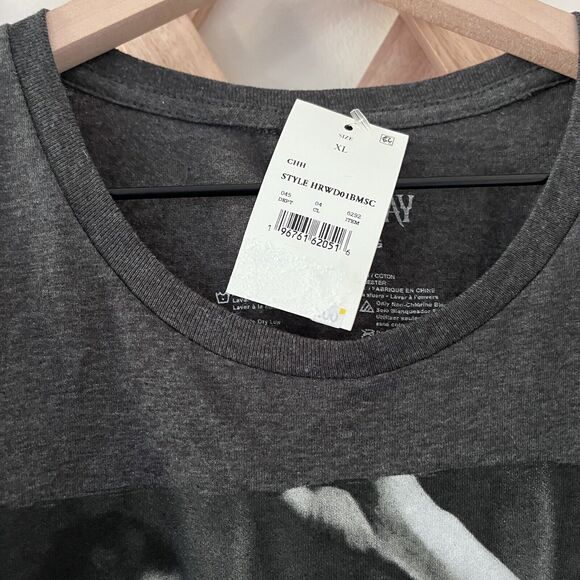 NWT Wednesday Adams Unisex Jenna Ortega Gray Graphic T-Shirt Halloween - XL - Picture 4 of 5